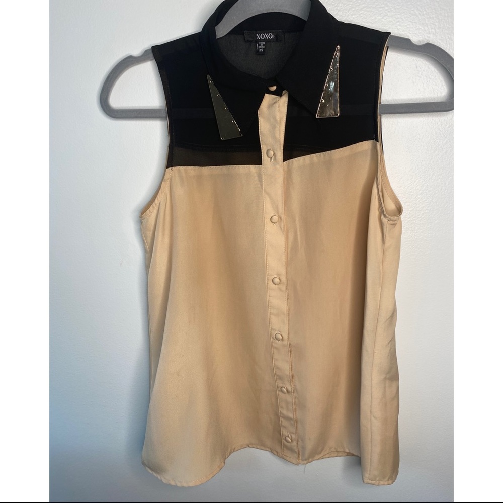 Button Up Sleeveless Blouse in Cream